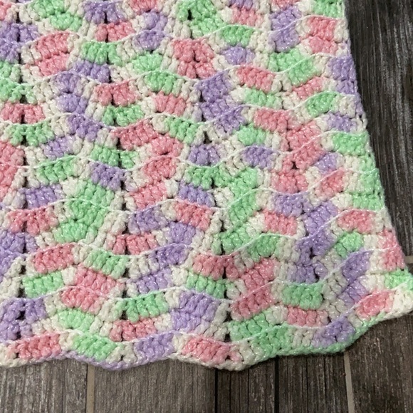 Handmade crochet baby afghan blanket - Picture 2 of 2
